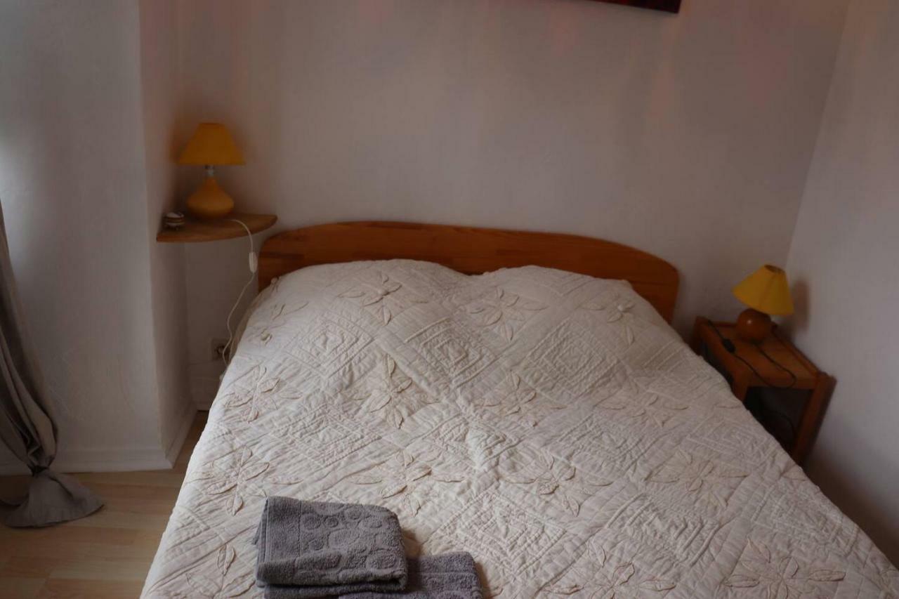 Le Nid De Barrier Appartement Bagnères-de-Luchon Buitenkant foto