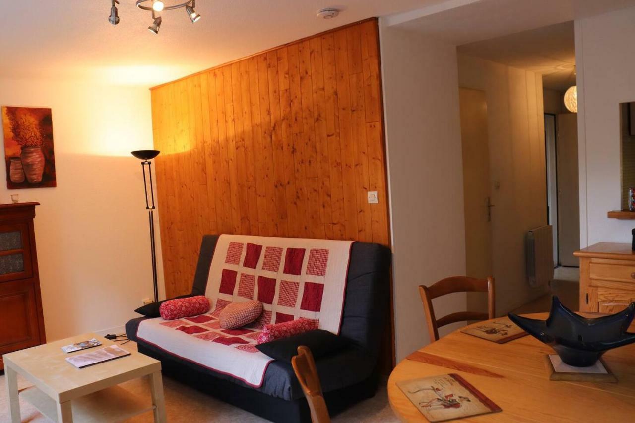 Le Nid De Barrier Appartement Bagnères-de-Luchon Buitenkant foto