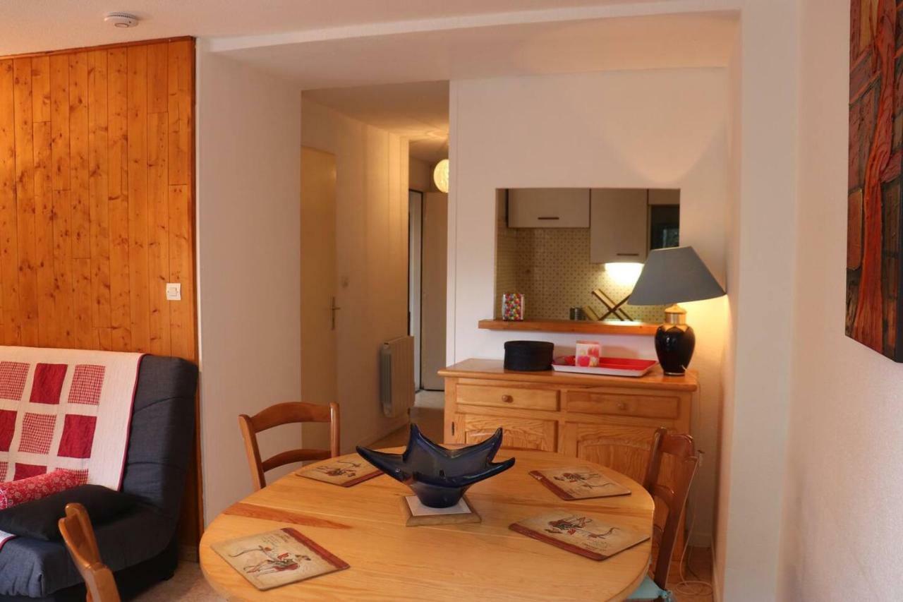 Le Nid De Barrier Appartement Bagnères-de-Luchon Buitenkant foto