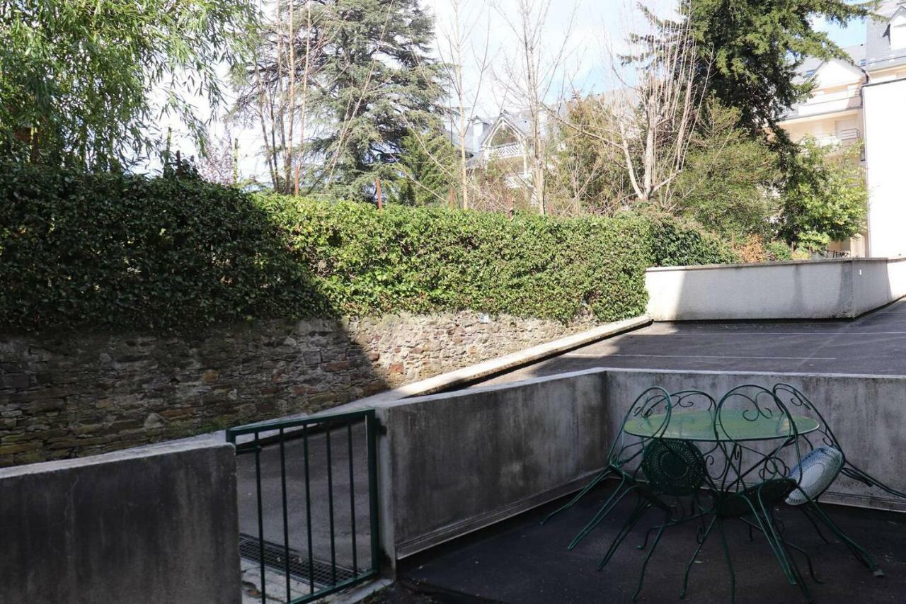 Le Nid De Barrier Appartement Bagnères-de-Luchon Buitenkant foto