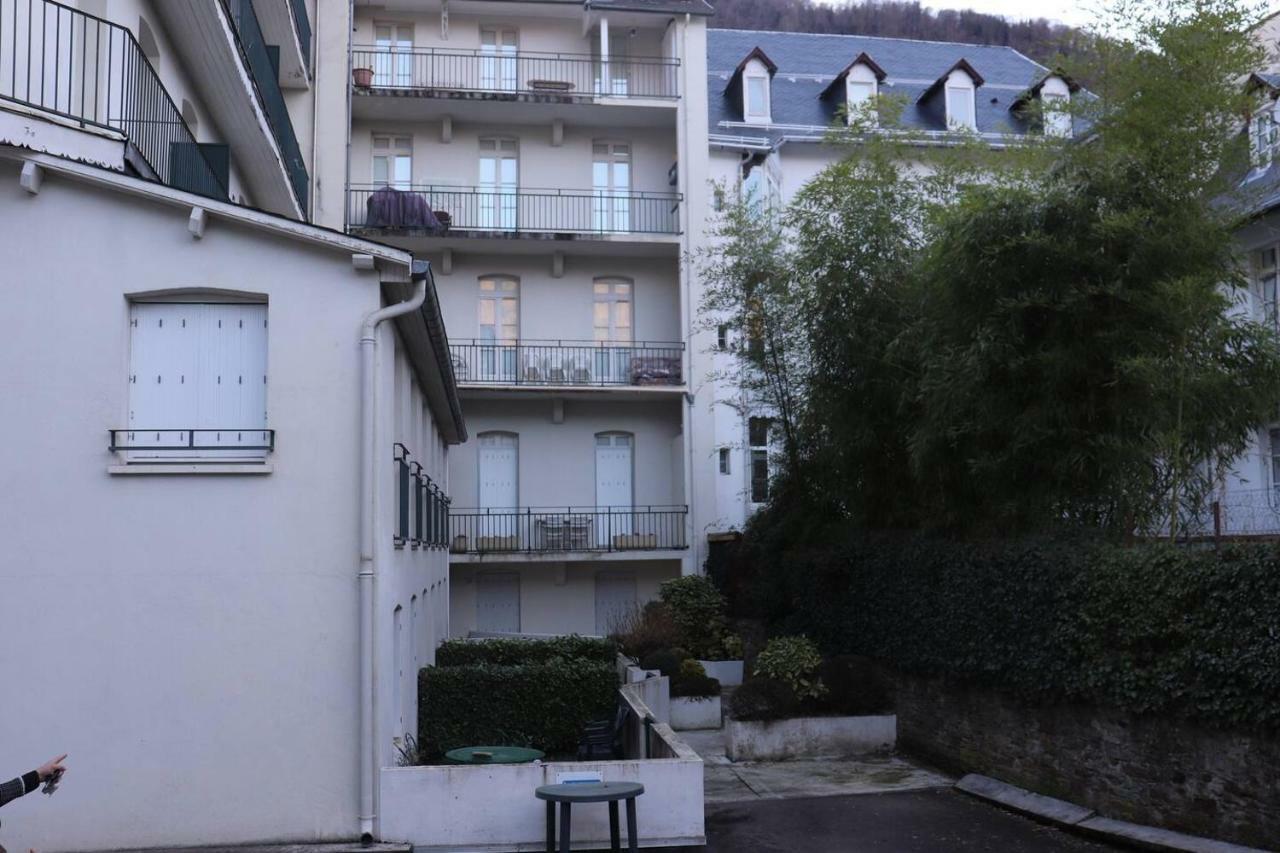 Le Nid De Barrier Appartement Bagnères-de-Luchon Buitenkant foto